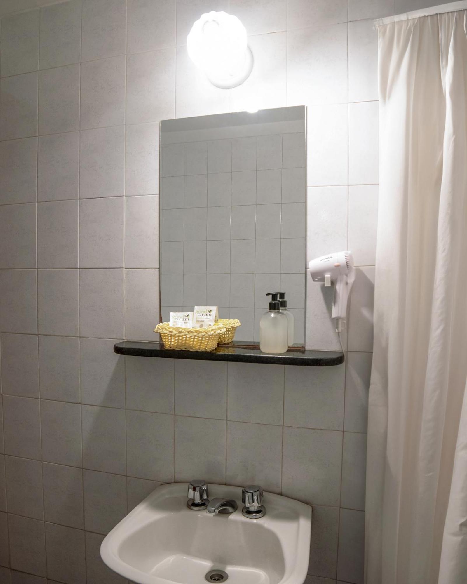 Hotel Turismo Сан-Мартин-де-лос-Андес Экстерьер фото